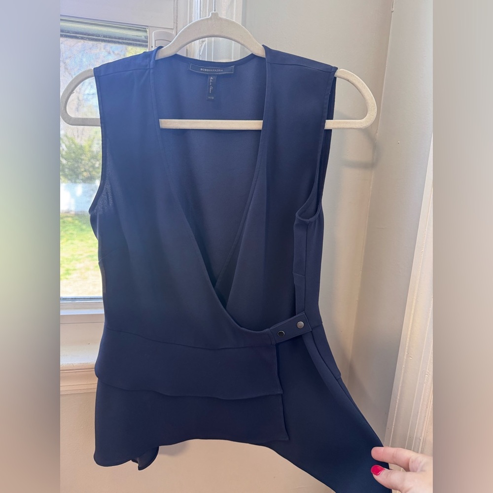 BCBG MAXAZRIA Navy Sleeveless Wrap Top